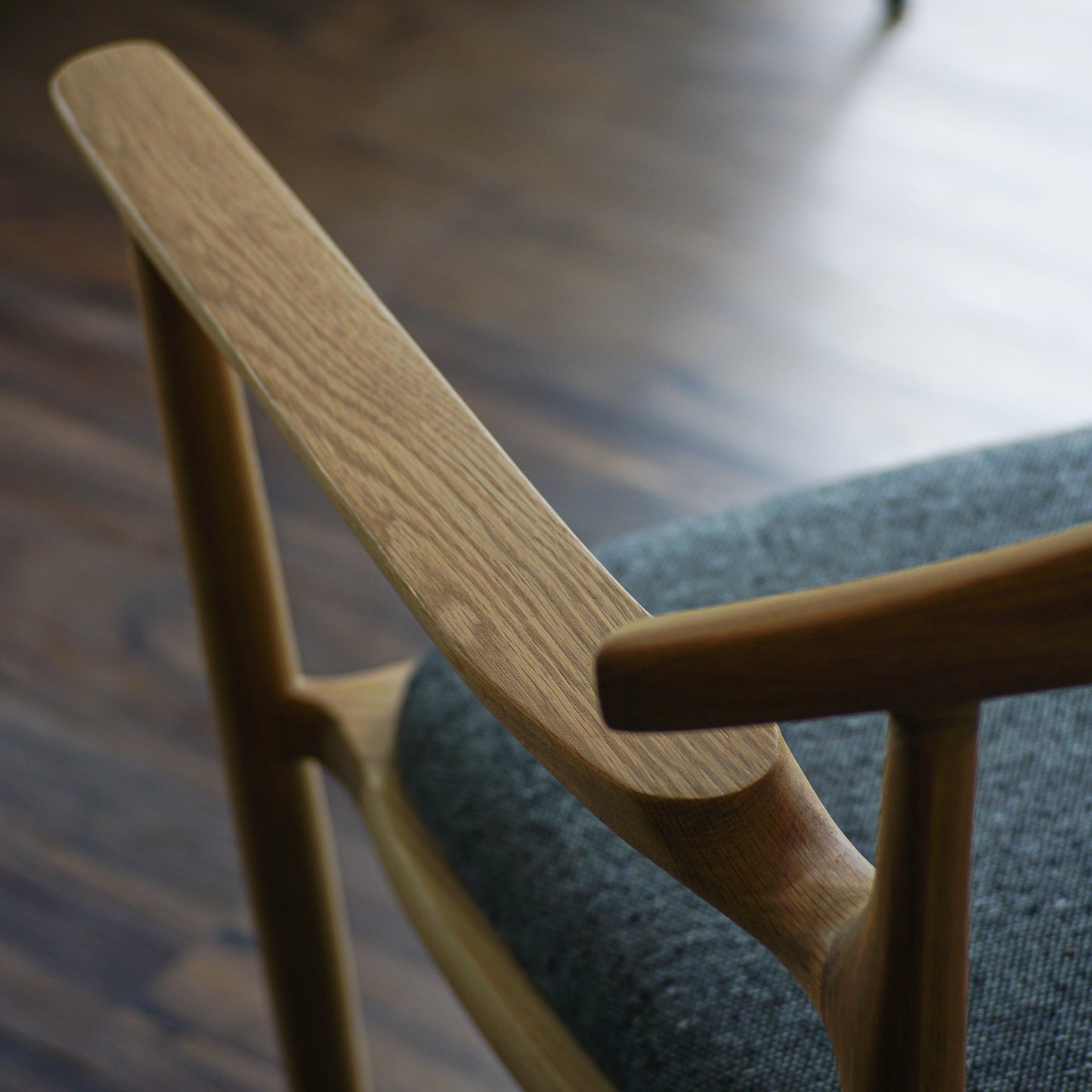 Ledor chair - Oak Reading Chair